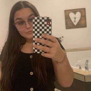 Meet your Posher, Audrey